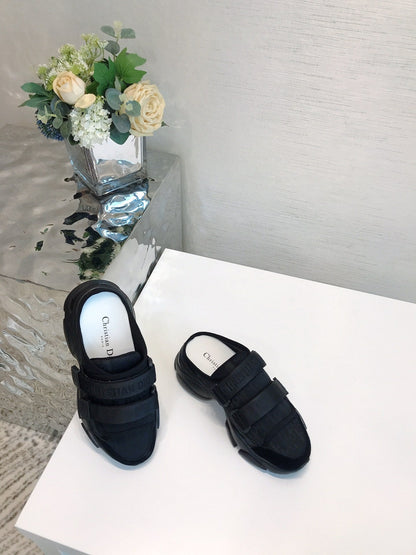 Christian Dior D Wander Sneakers