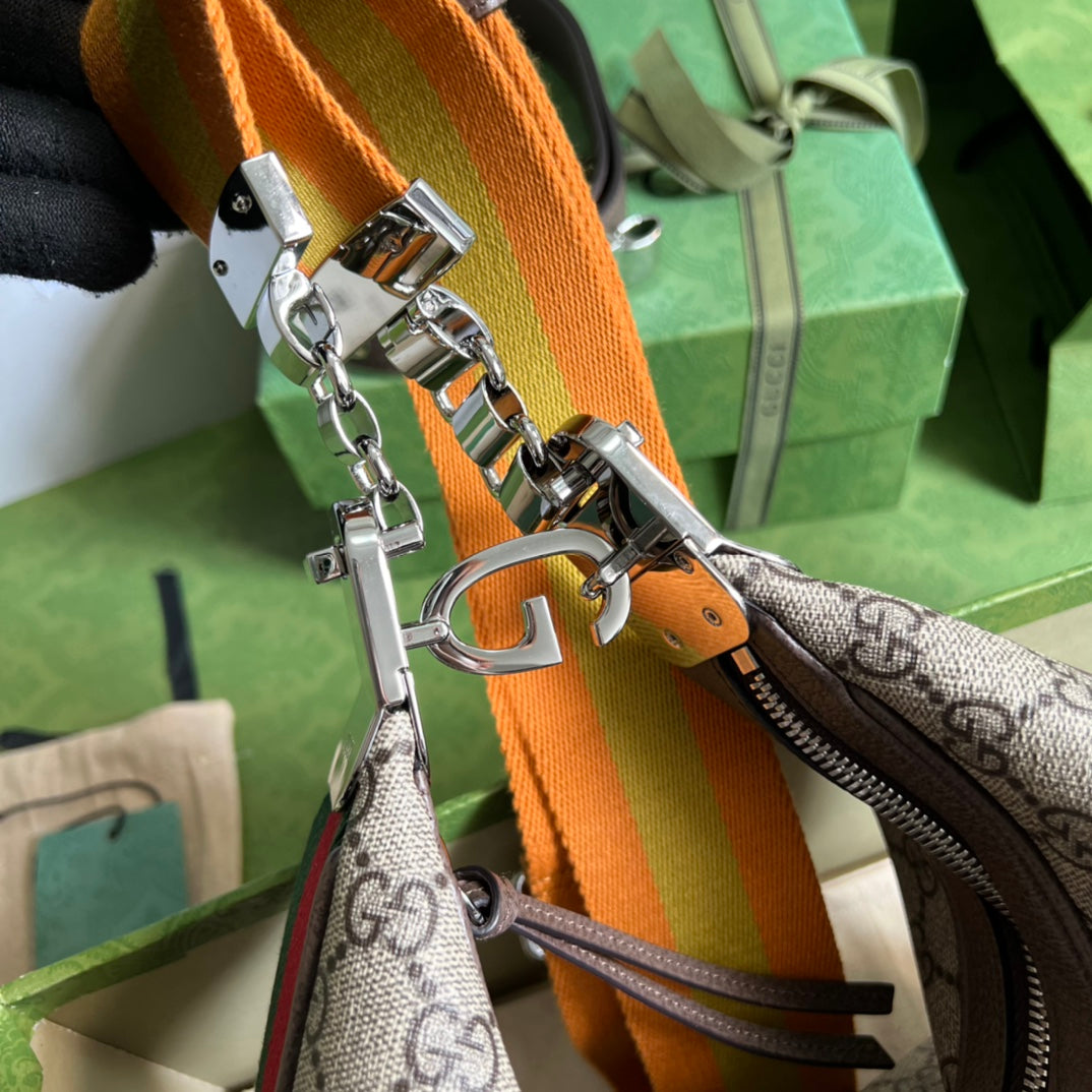 Gucci Attache Medium Shoulder Bag