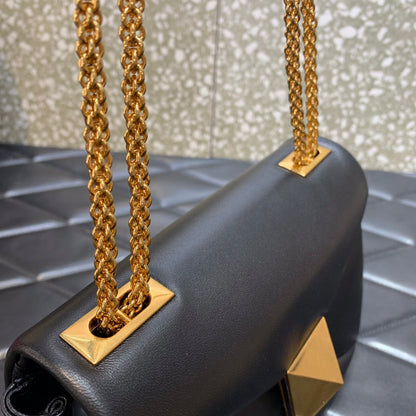 Valentino One Stud Bag With Chain