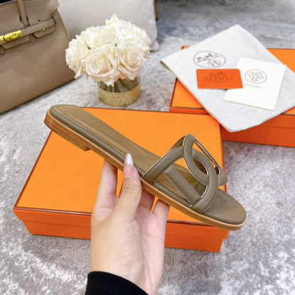 Hermes Aloha Sandal