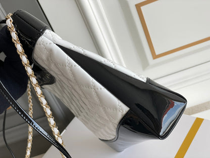 Chanel 31 Mini Shopping Bag