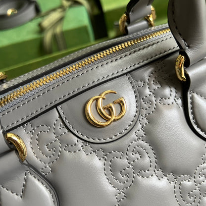 Gucci GG Matelasse Leather Medium Bag