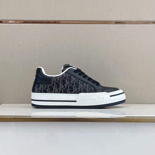 Christian Dior D Freeway  Sneakers