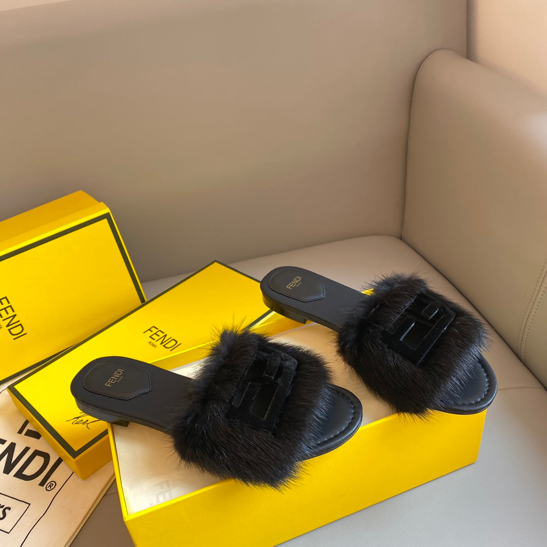 Fendi Signature Slides