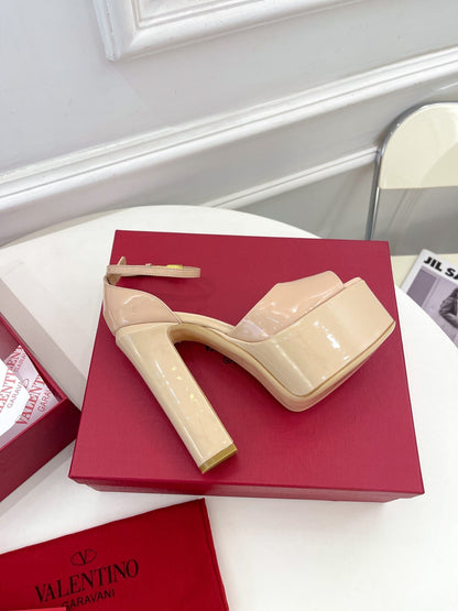 VALENTINO GARAVANI TAN-GO PLATFORM PATENT LEATHER SANDAL 155MM