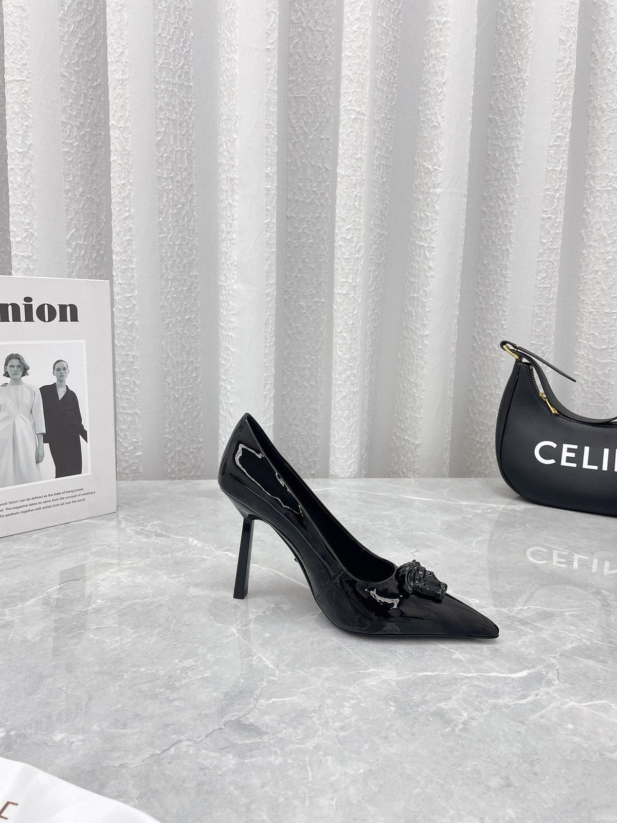 Versace  La Medusa Naplak Pumps