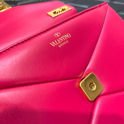 Valentino One Stud Bag With Chain