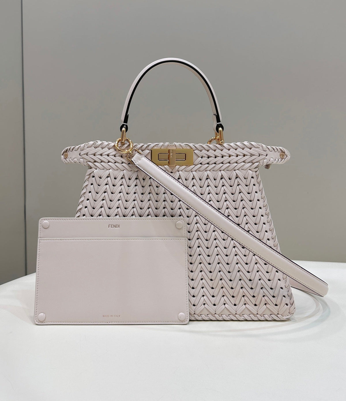 Fendi Peekaboo  Small iseeu Bag