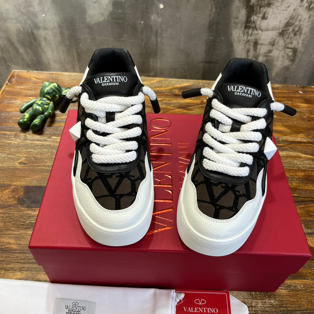 Valentino One Stud XL Trainer Sneakers