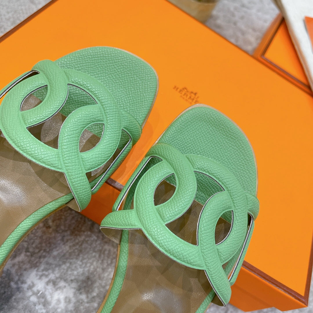 Hermes Aloha Sandal