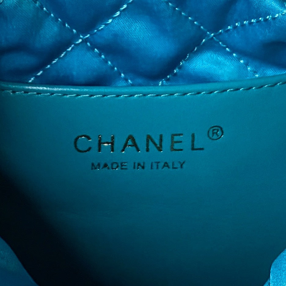 Chanel 22 Mini HandBag