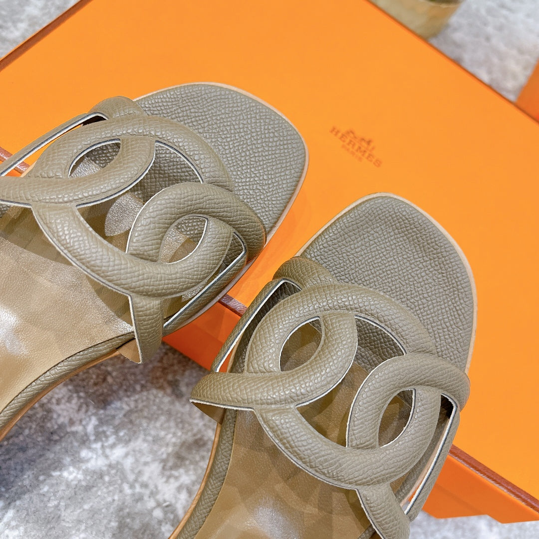 Hermes Aloha Sandal