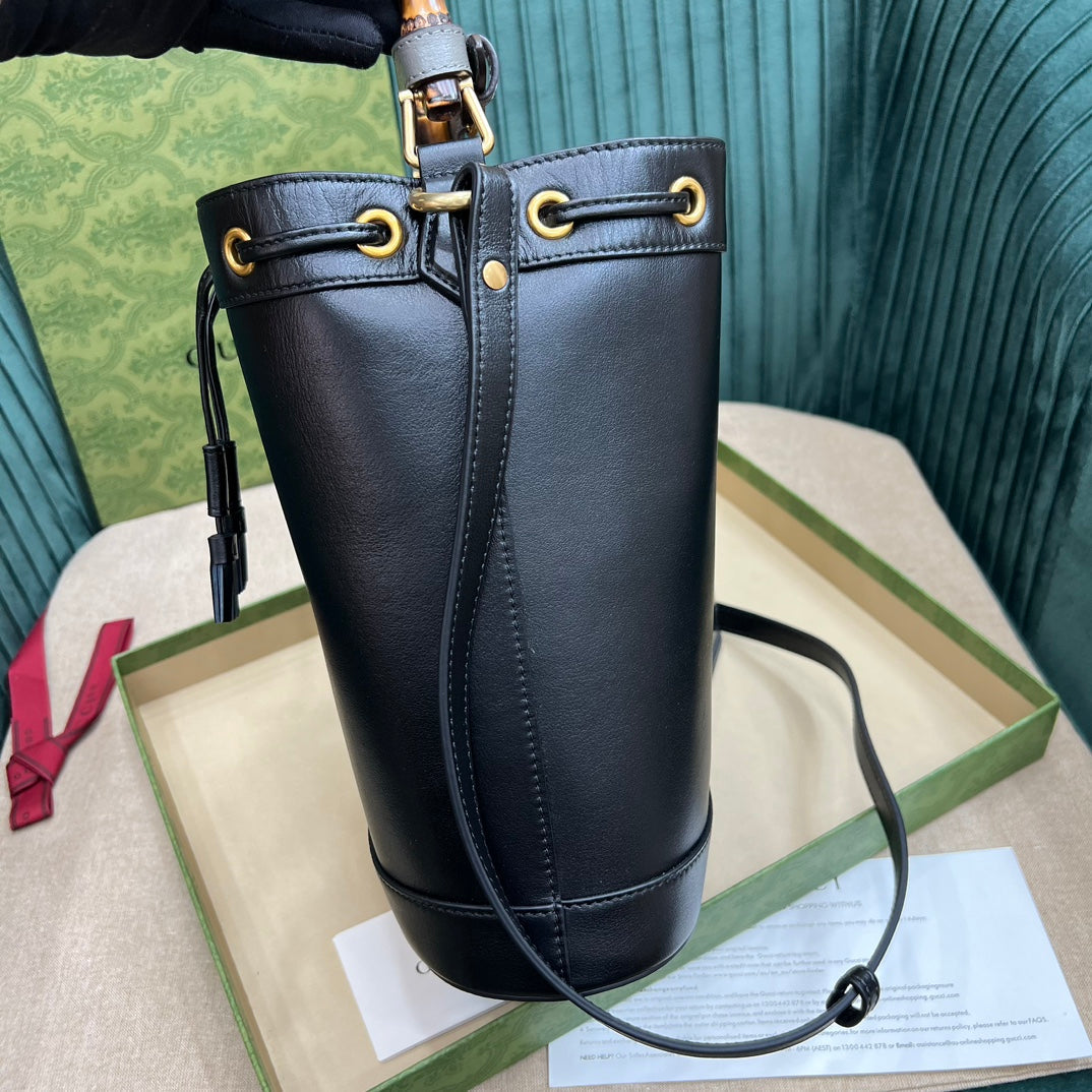 Gucci  Diana Mini Bucket Bag