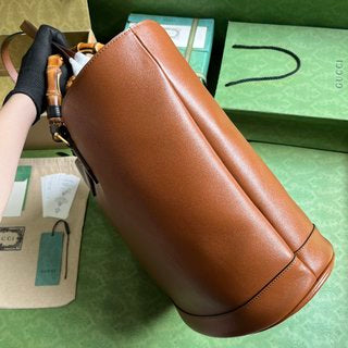 Gucci Diana Medium Tote Bag