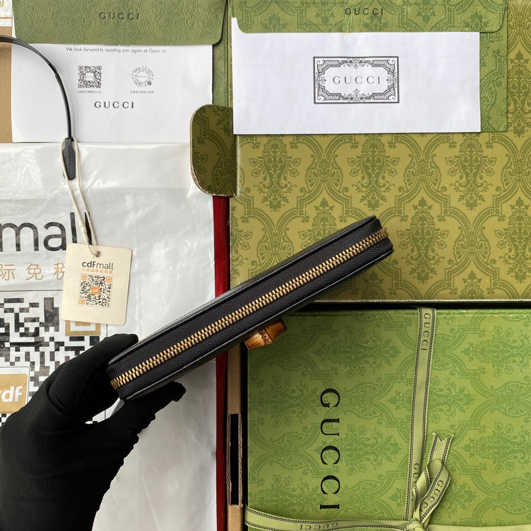 Gucci Diana Continental Wallet