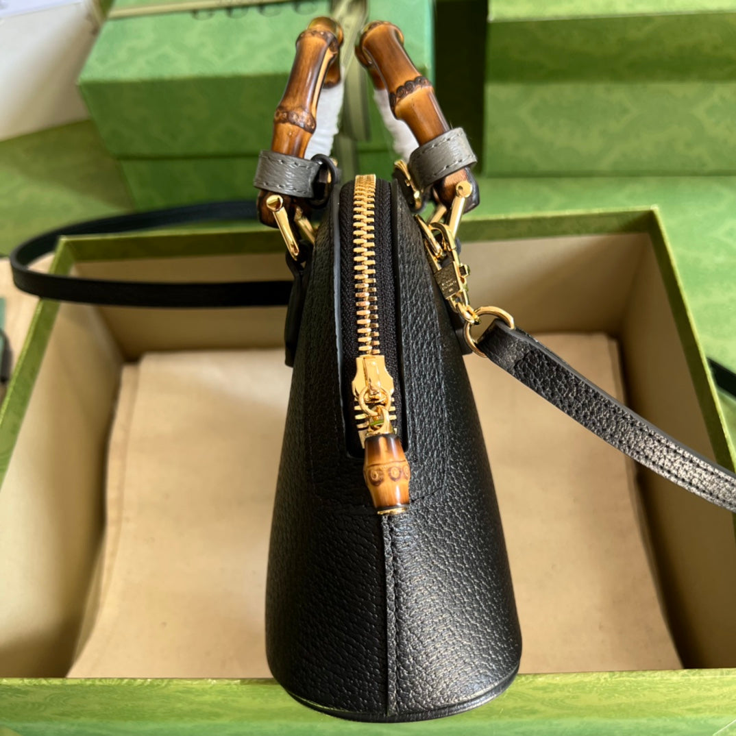 Gucci  Diana Mini Tote Bag