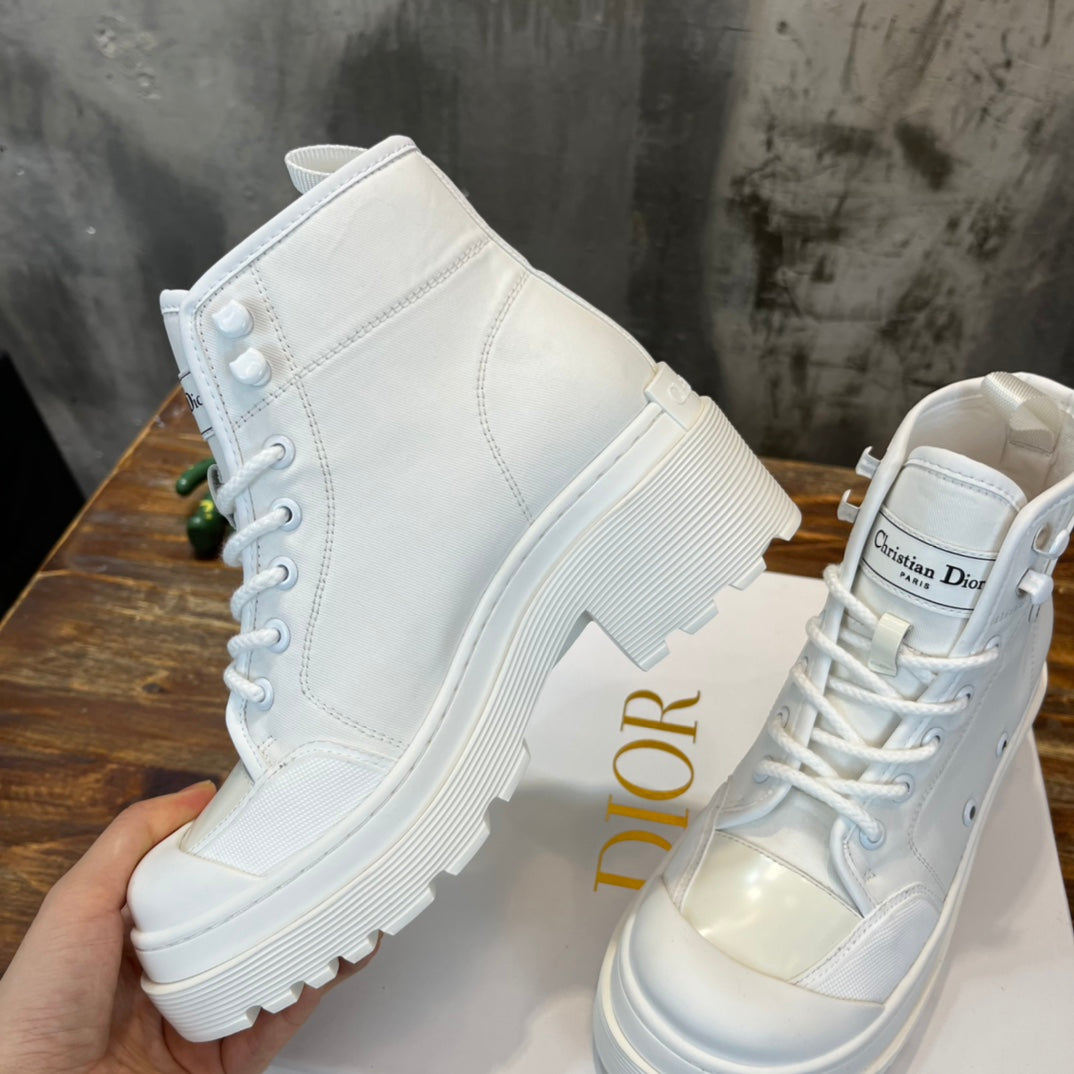 Christian Dior  Rise Ankle Boots