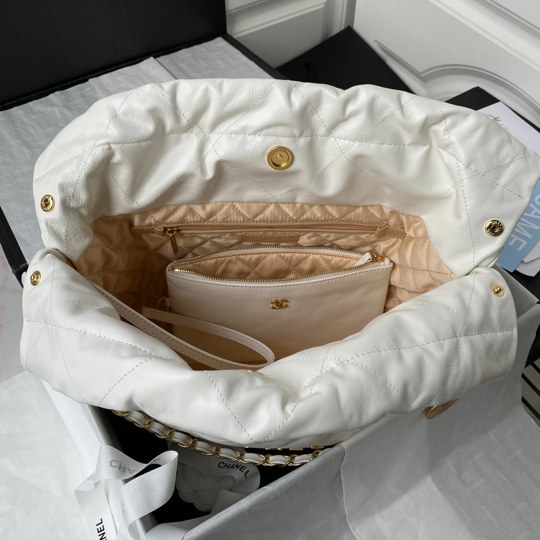 Chanel 22 Large Handbag