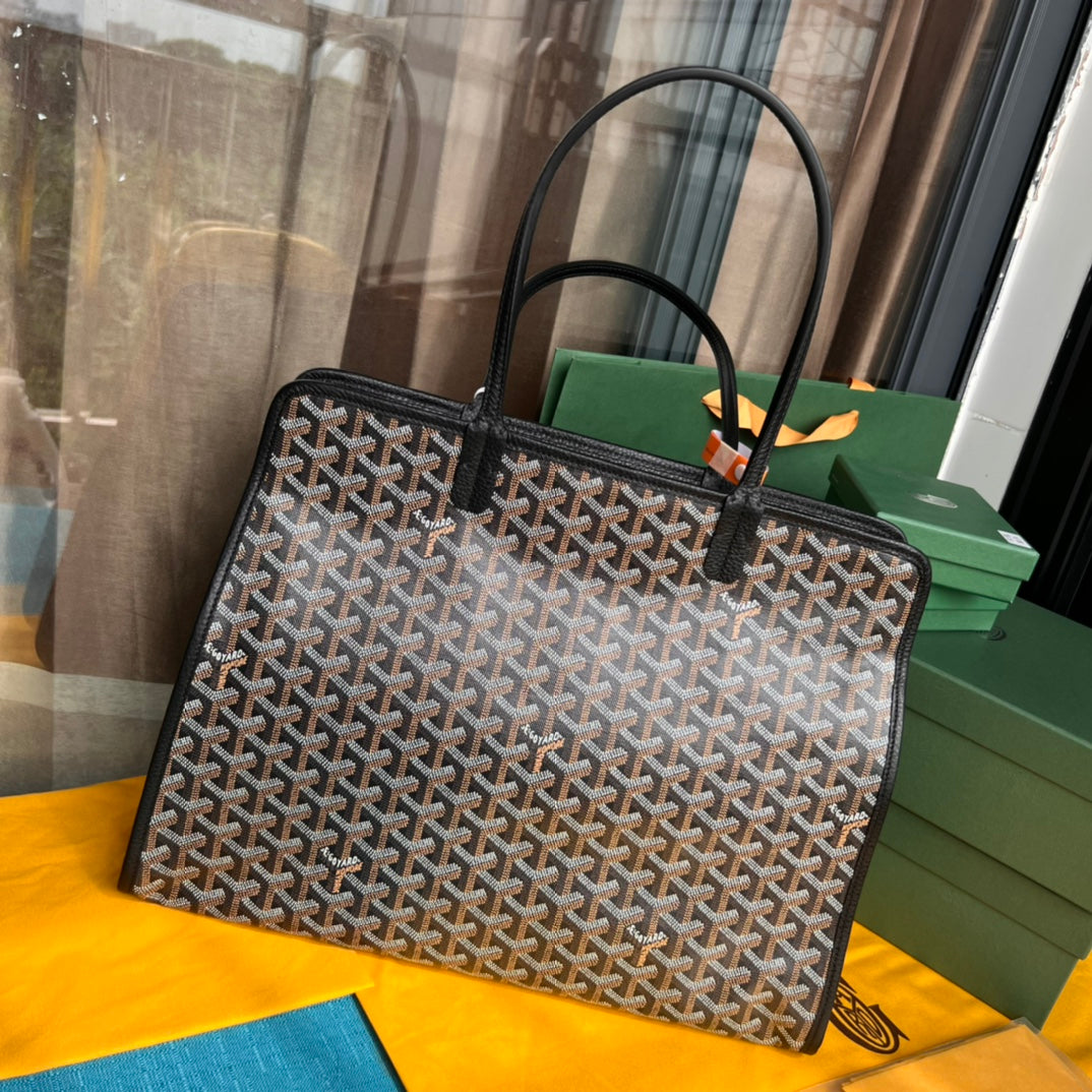 Goyard Hardy PM Bag