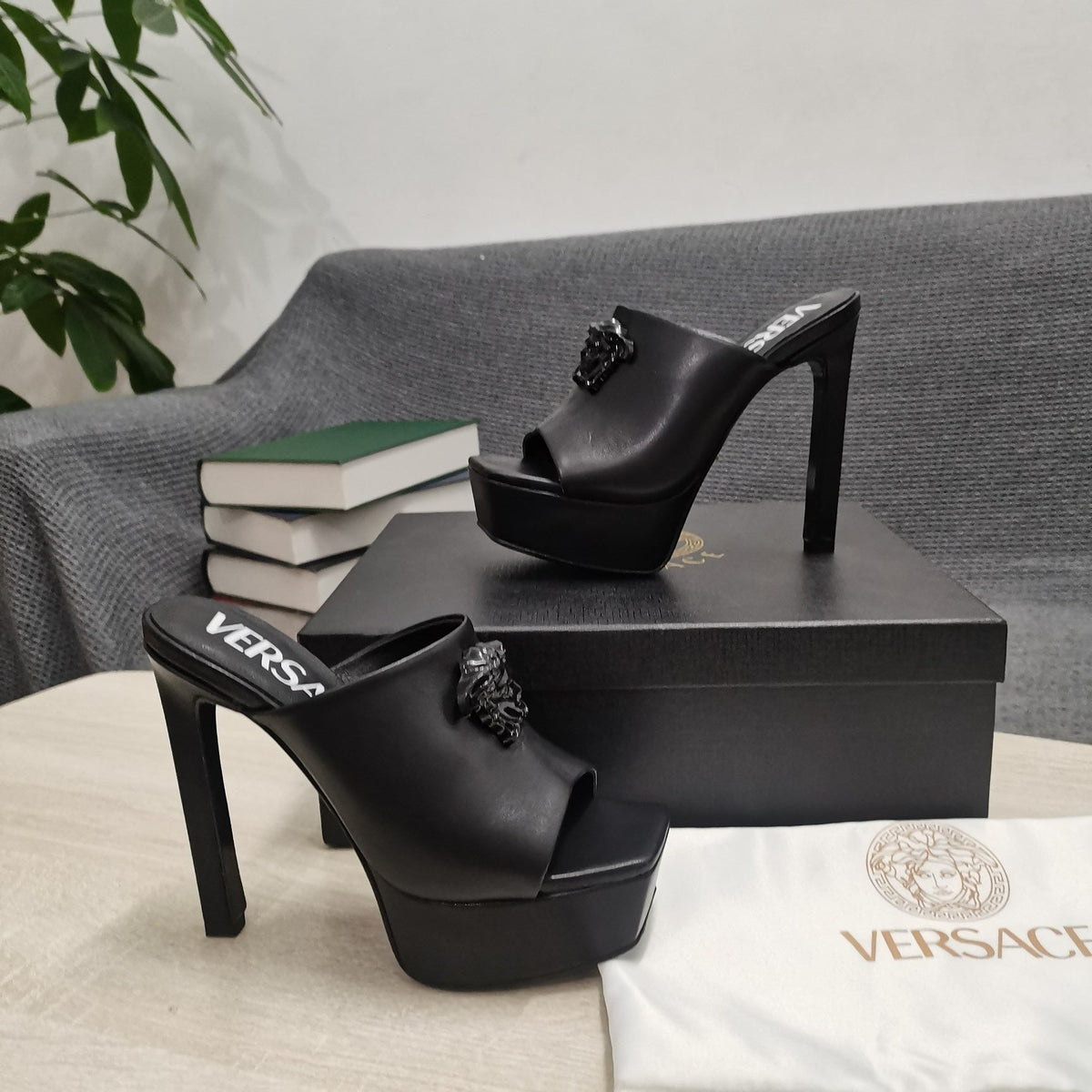 Versace LA MEDUSA PLATFORM MULES