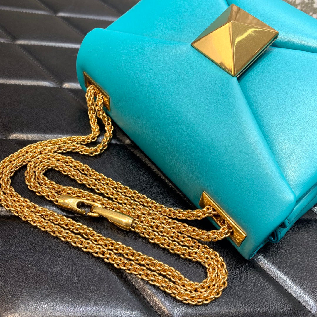 Valentino One Stud Bag With Chain