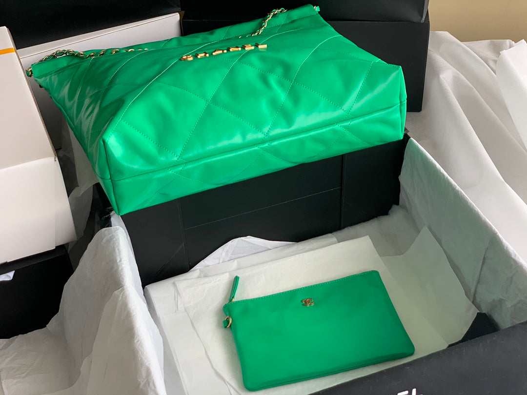 Chanel 22 Medium Handbag
