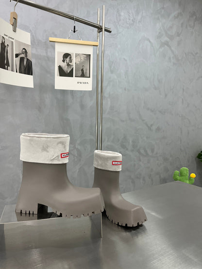 Balenciaga Trooper Boots