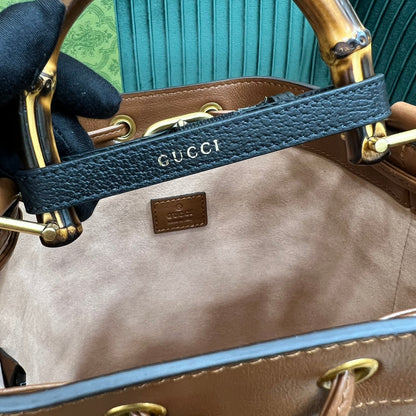 Gucci  Diana Mini Bucket Bag
