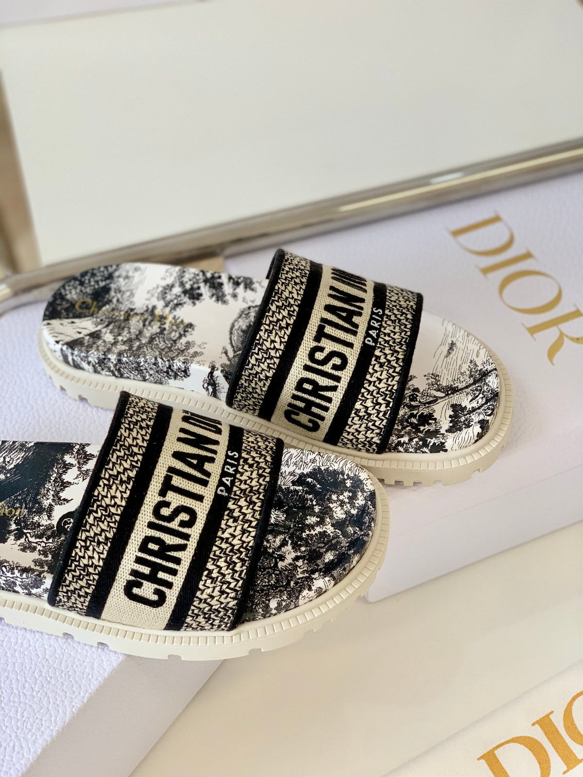 Christian Dior Dway Slide