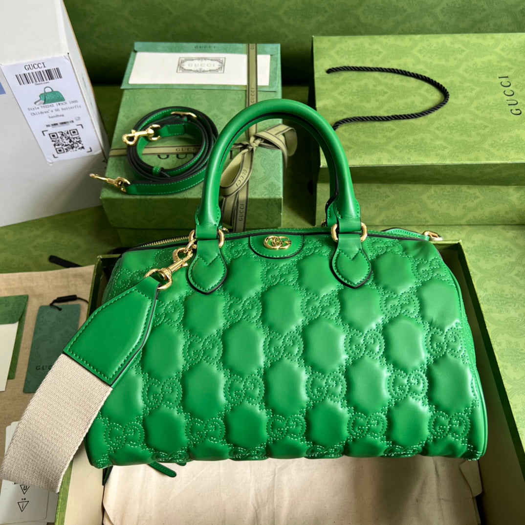 Gucci GG Matelasse Leather Medium Bag