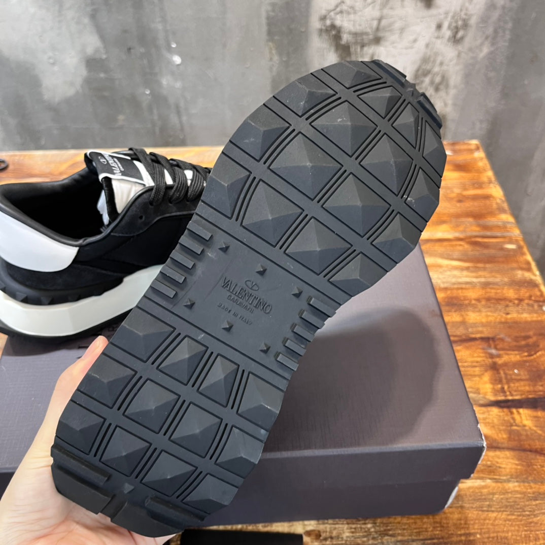 Valentino Netrunner Sneakers