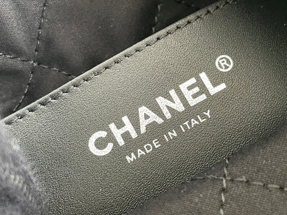 Chanel 22 Mini HandBag