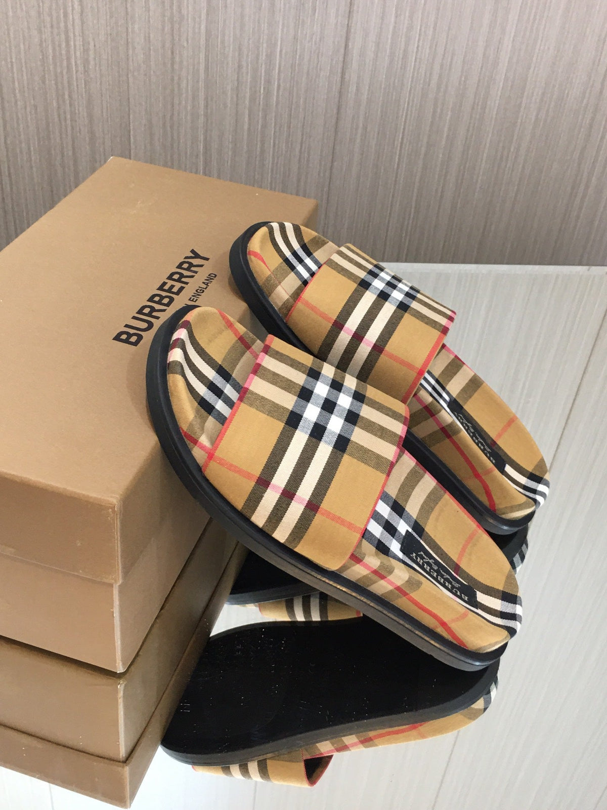 Burberry Men Slides