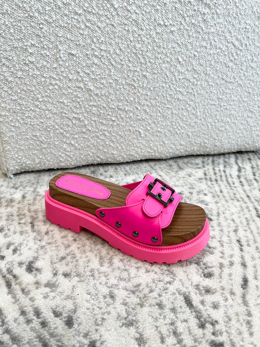 Christian Dior Diorquake Strap Slide