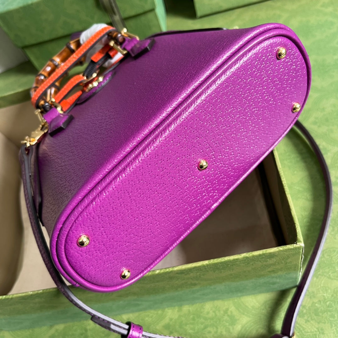 Gucci  Diana Mini Tote Bag