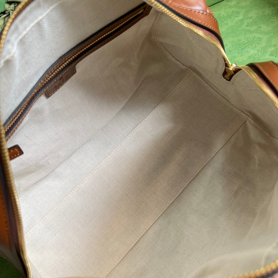 Gucci GG Matelasse Leather Medium Bag