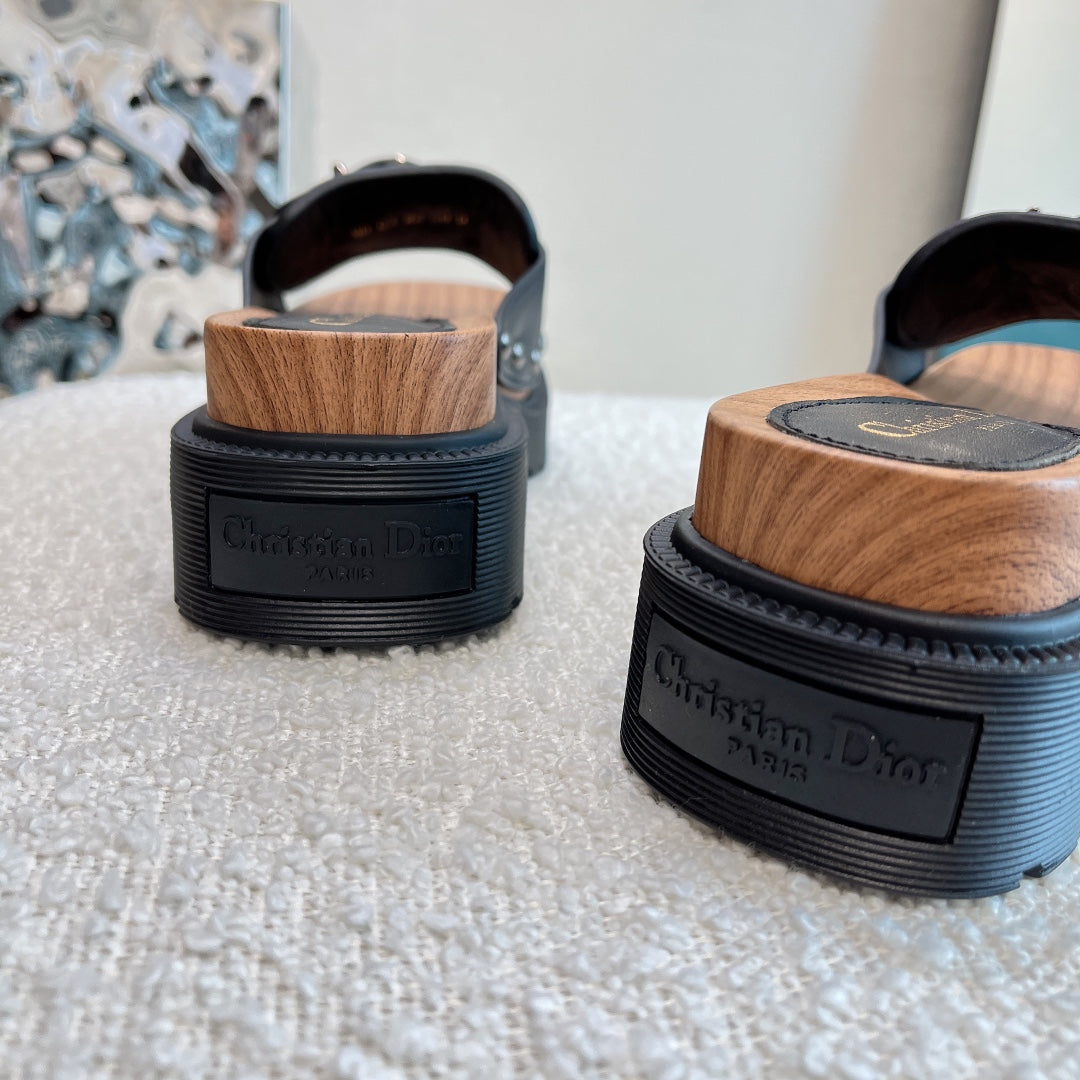 Christian Dior Diorquake Strap Slide