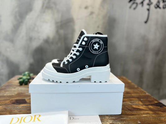 Christian Dior  Rise Ankle Boots