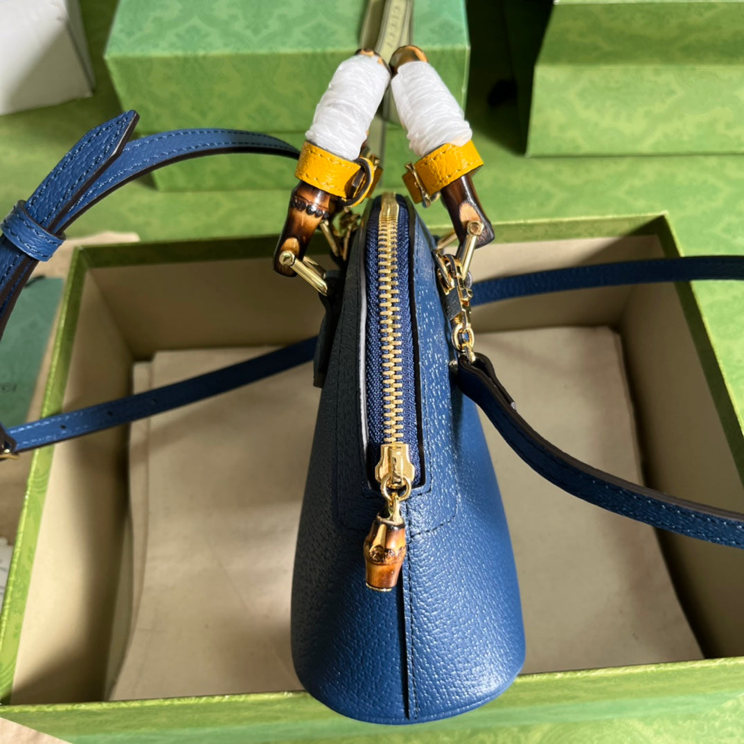 Gucci  Diana Mini Tote Bag