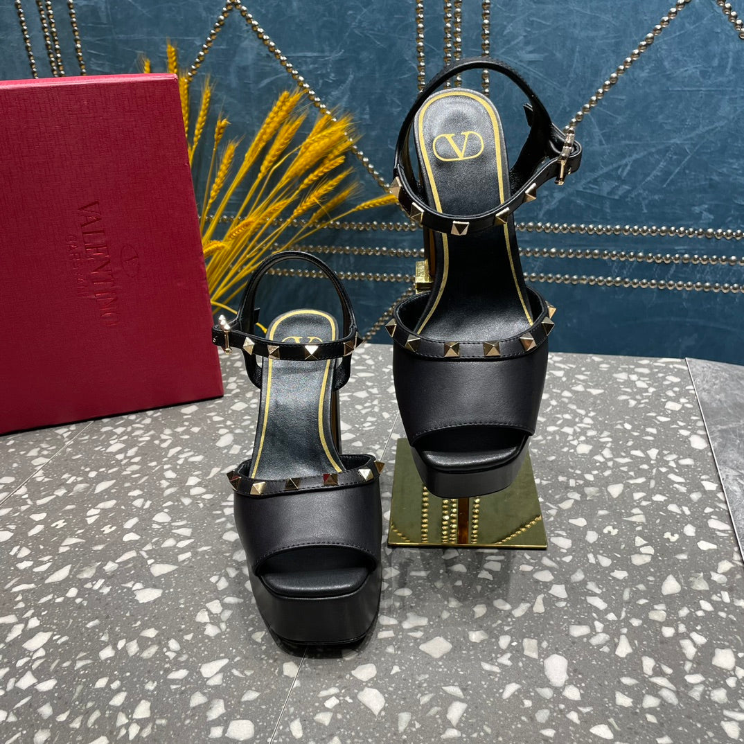 Valentino Tan-go Platform Patent Leather Sandal 155MM