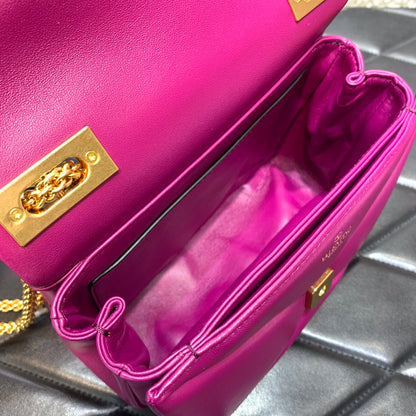 Valentino One Stud Bag With Chain