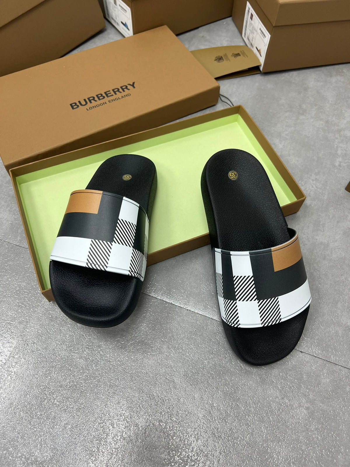 Burberry Men Slides