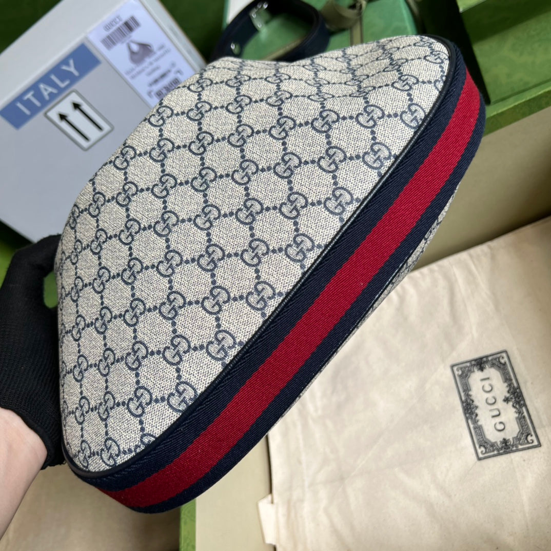 Gucci Attache Medium Shoulder Bag