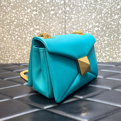 Valentino One Stud Bag With Chain