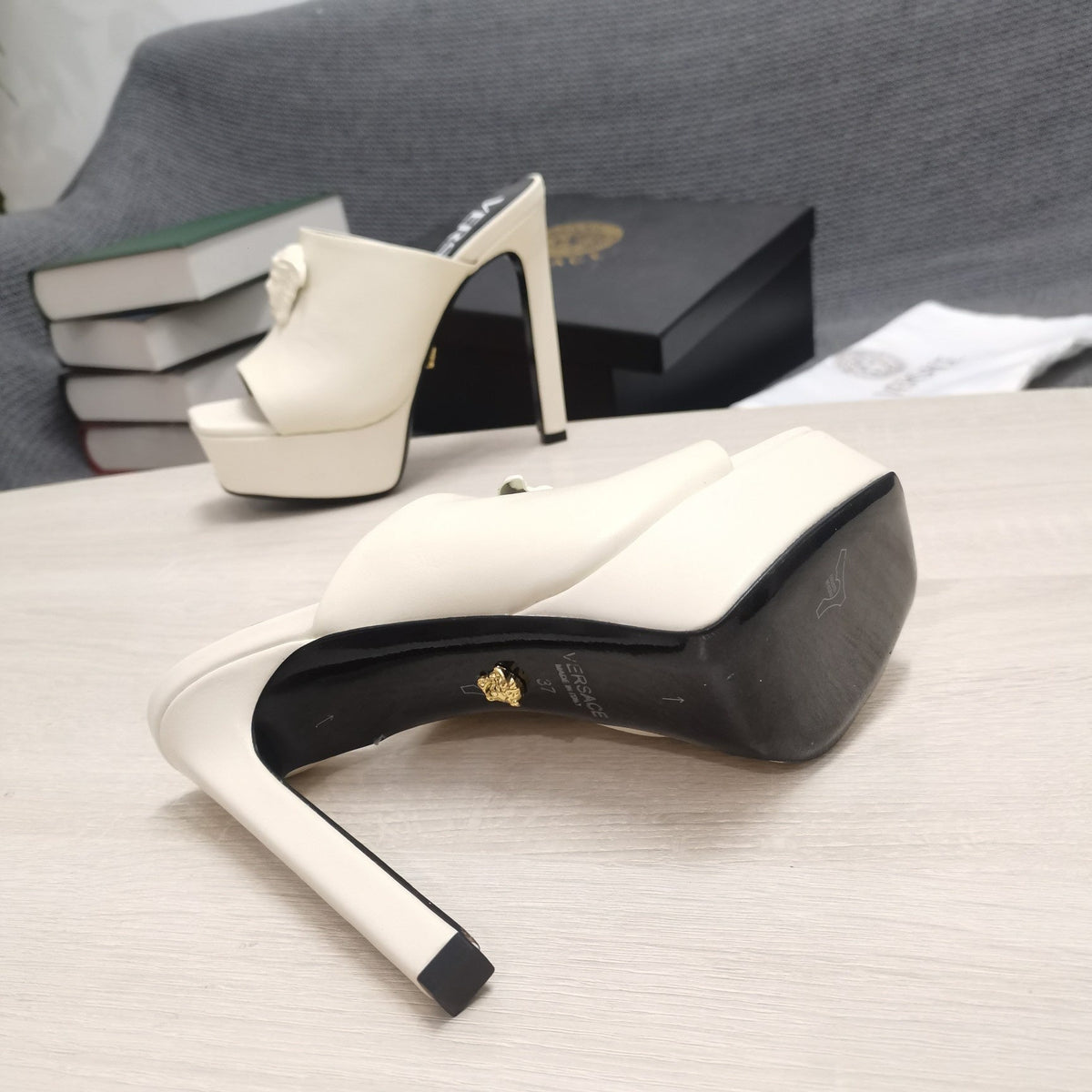 Versace LA MEDUSA PLATFORM MULES