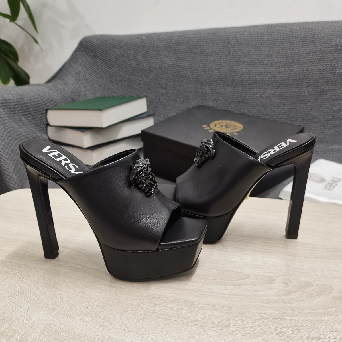 Versace LA MEDUSA PLATFORM MULES