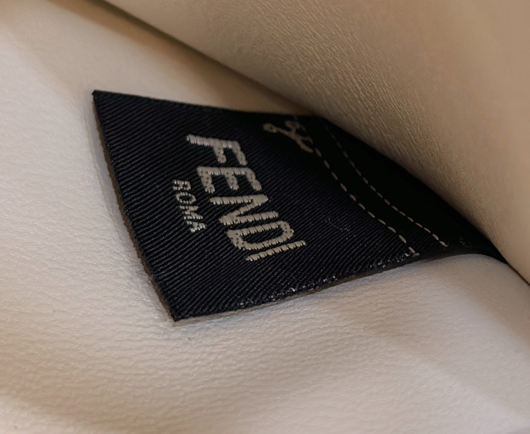 Fendi Peekaboo  Small iseeu Bag