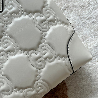 Gucci GG Matelasse Leather Medium Tote Bag