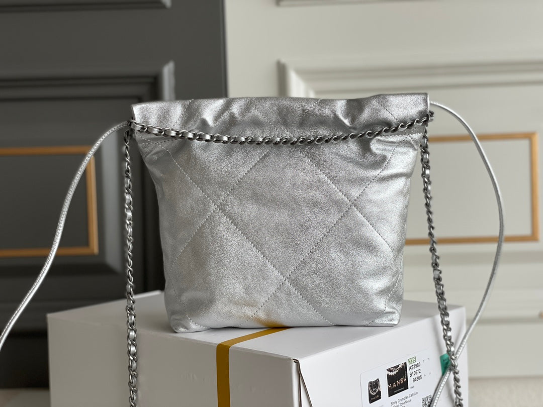 Chanel 22 Mini HandBag