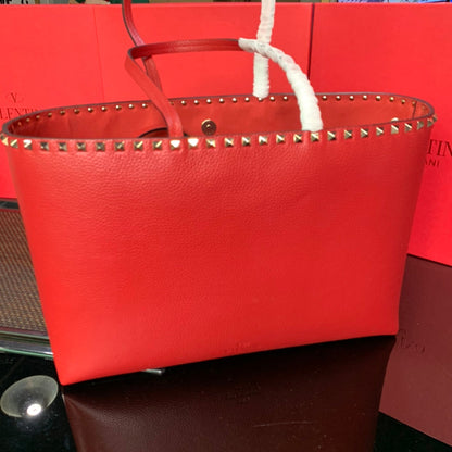 Valentino Garavani Rockstud Calfskin Grainy Tote Bag